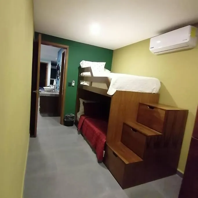 Gorgeous Duplex Mamitas Beach Jacuzzi 3Bd Lock-Out Playa del Carmen Apartment