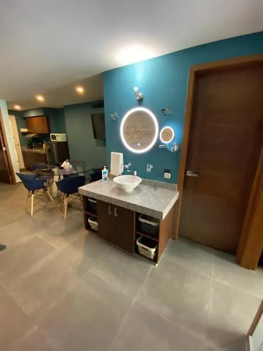 Apartment Gorgeous Duplex Mamitas Beach Jacuzzi 3Bd Lock-Out Playa del Carmen