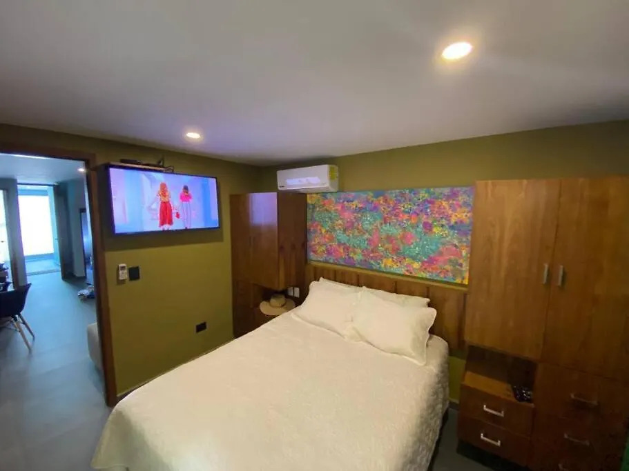 Gorgeous Duplex Mamitas Beach Jacuzzi 3Bd Lock-Out Playa del Carmen